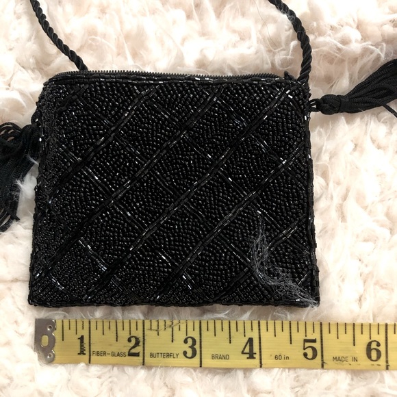 Holt Renfrew Little beaded purse - Picture 5 of 5